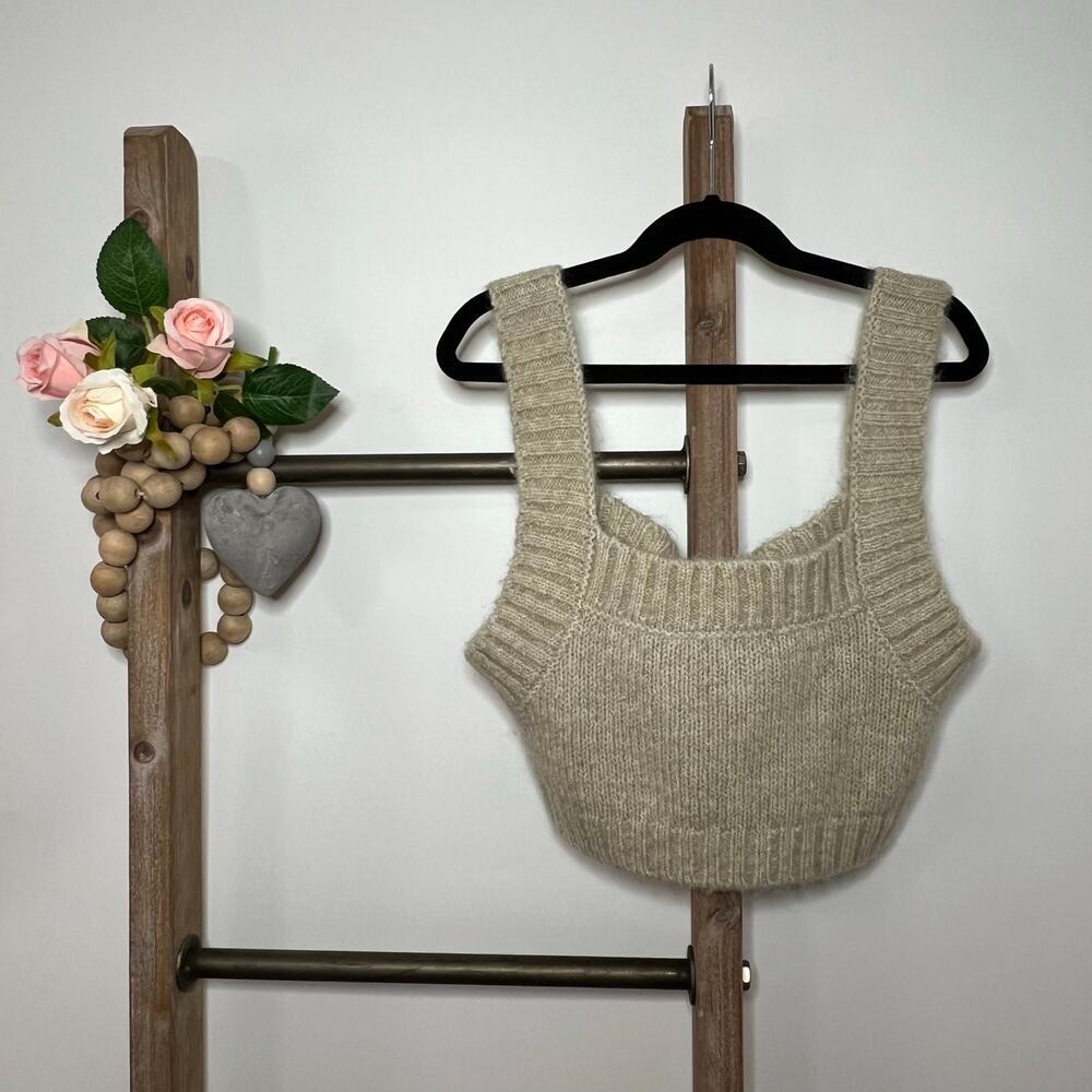 Zara Sage‎ Light Green Knit Top Wool Mix Jewel Bow Detail Size Small - Picture 4 of 7